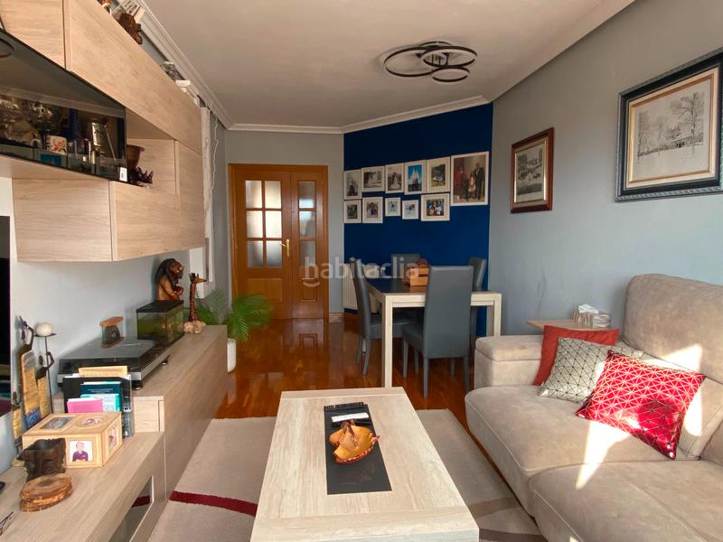 Foto bd219a2b-81a1-43a0-88d5-85dbee07ff5a. Pis amb calefacció aparcament a Barriada de Yagüe Burgos