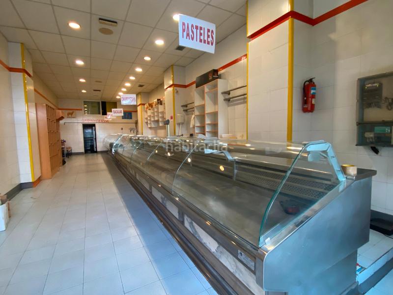 Foto fba527fc-d09d-47f7-b4c6-bf03f5725b54. Locale commerciale con riscaldamento in Los Vadillos - R. Sanitaria - Pozanos Burgos