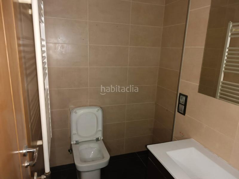 Foto 7e19ff79-eb92-4775-a0e4-1691ef3ecf0e. Pis a Pradoluengo