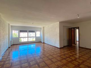 Location Appartement  Avenida reyes católicos. Zona avenida del cid