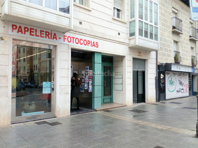 Foto 859b325c-68c6-4a0b-870a-21947b016269. Location local commercial dans Santa Teresa - San Pedro Cardeña Burgos