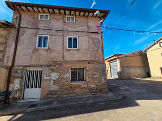 Masia a Calle de enmedio 13. Casa en un pueblo de  la bureba