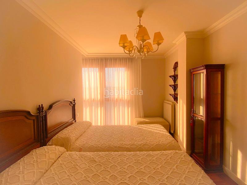 Foto 7f6ce851-aac8-440a-8ece-0090ee105ffd. Appartement avec chauffage parking dans Reyes Católicos Burgos