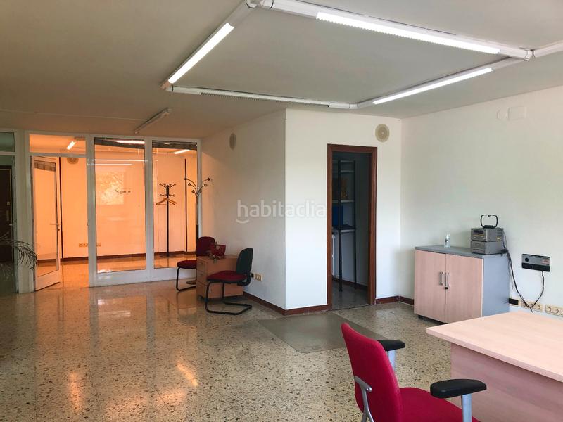 Foto 17227d19-2625-44de-890c-c9d19142c153. Oficina en avenida del arlanzón 10 junto al arlanzón en Burgos