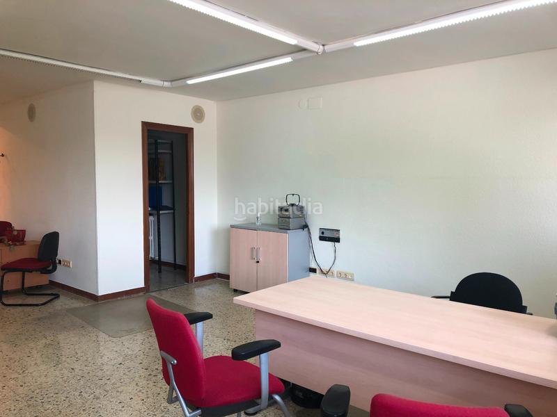 Foto 41170310-6a48-4868-8547-ab77dd2a4f00. Oficina en avenida del arlanzón 10 junto al arlanzón en Burgos