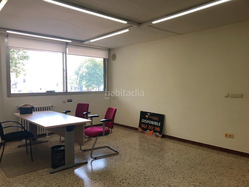 Foto d64807d1-2372-4d2a-90ee-f19929e77c31. Oficina en avenida del arlanzón 10 junto al arlanzón en Burgos