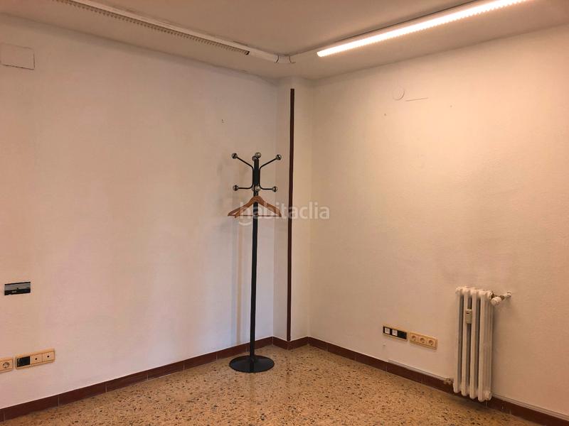 Foto f91c6eb8-106a-4ce7-8545-ed258a27de44. Oficina en avenida del arlanzón 10 junto al arlanzón en Burgos