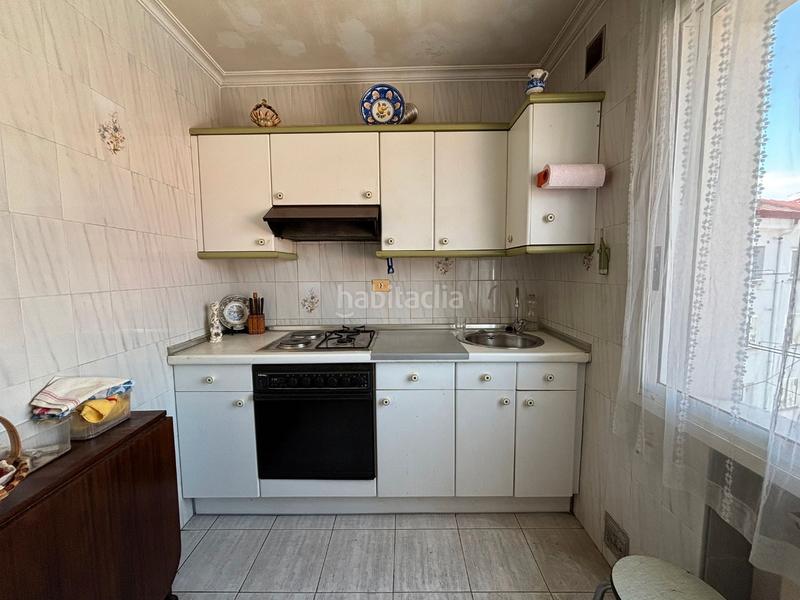 Foto 063c9fdd-30ac-4230-accf-dad4195868f9. Apartament amb calefacció aparcament a Reyes Católicos Burgos