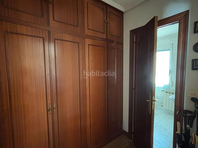 Foto 1a9de297-573c-42ee-bb5b-4283511f9702. Apartament amb calefacció aparcament a Reyes Católicos Burgos