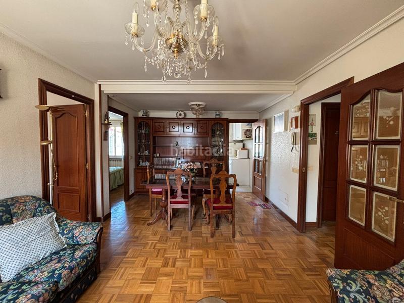 Foto a47f84a6-ec99-4002-be5d-1c508878061d. Apartament amb calefacció aparcament a Reyes Católicos Burgos