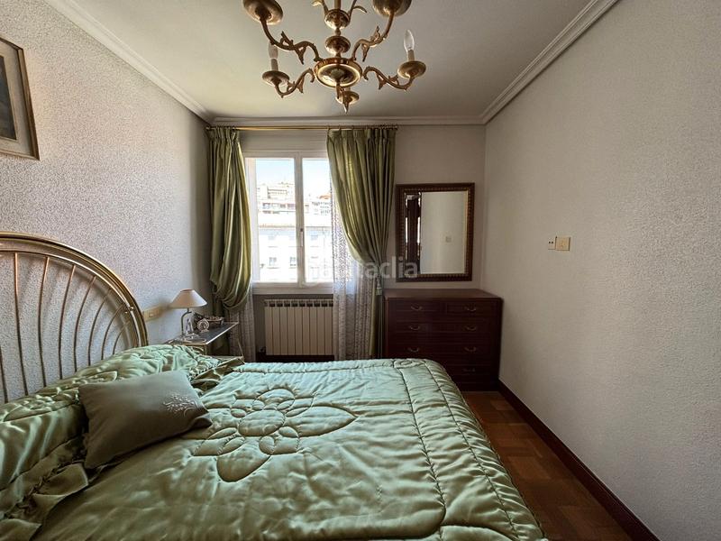 Foto dadc1ed7-c75f-47b3-8206-898b79b4136c. Apartament amb calefacció aparcament a Reyes Católicos Burgos