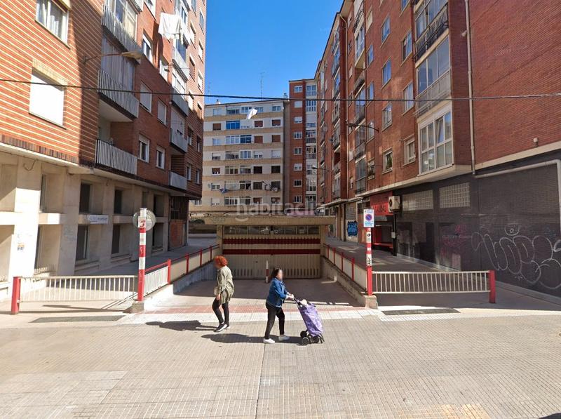Foto f3db2cac-5eb6-42bb-9cdf-4a653587c57a. Apartament amb calefacció aparcament a Reyes Católicos Burgos