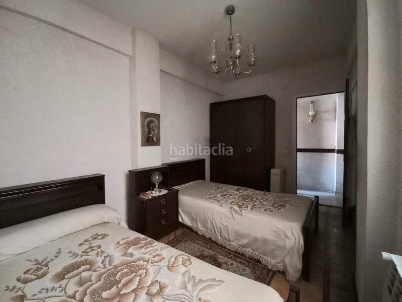 Foto e91f0e22-22eb-4530-ab63-661b266f7aa2. Pis amb calefacció a Santa Teresa - San Pedro Cardeña Burgos