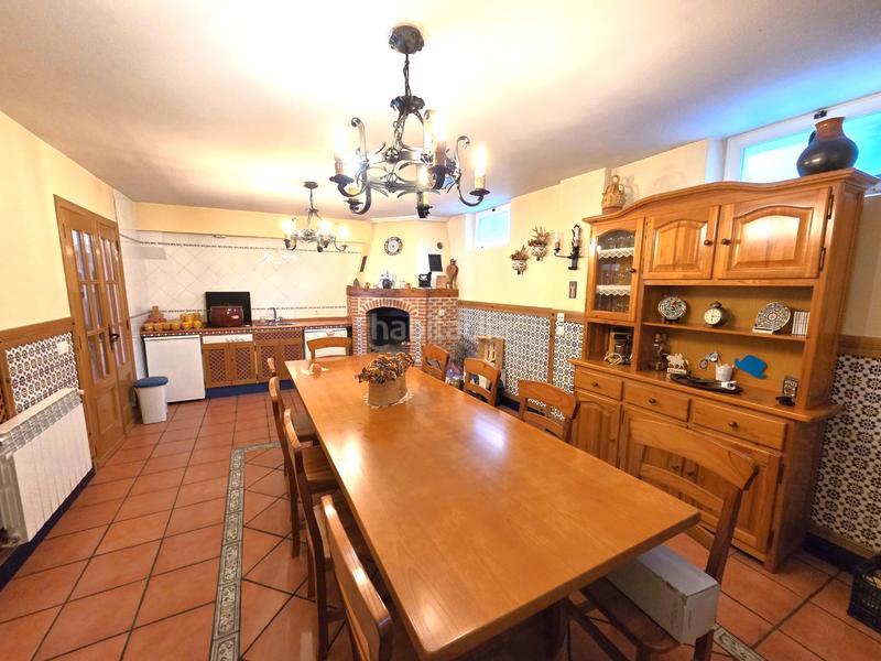 Foto 091b4a8f-0626-4086-b096-6cd78b4596f4. Chalet en plaza san francisco 3 chalet individual en tomillares en Castrillo del Val