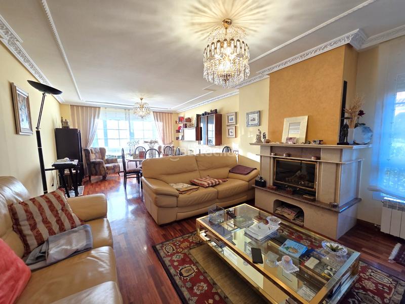 Foto 0d2bc465-d2c7-4cec-877b-78a0bfcb47b4. Chalet en plaza san francisco 3 chalet individual en tomillares en Castrillo del Val