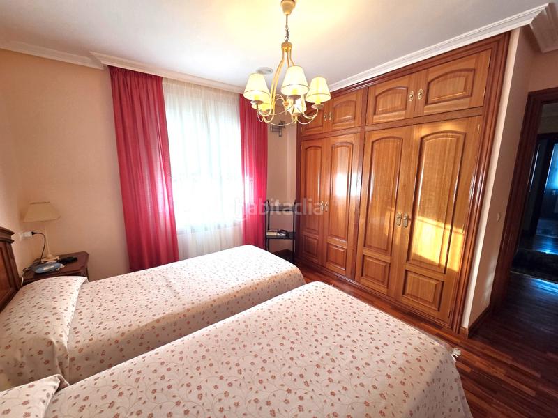 Foto 3372e441-ebdd-4843-8621-e10facaea766. Chalet en plaza san francisco 3 chalet individual en tomillares en Castrillo del Val