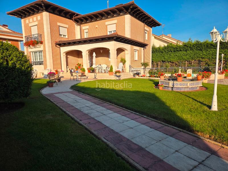 Foto 39c30b80-d513-44bb-ad8d-e261ec89fbea. Chalet en plaza san francisco 3 chalet individual en tomillares en Castrillo del Val