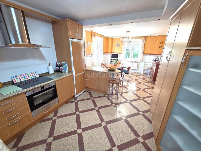 Foto 7c2eff33-0f16-4923-ab1c-b86ef6abbe7b. Chalet en plaza san francisco 3 chalet individual en tomillares en Castrillo del Val