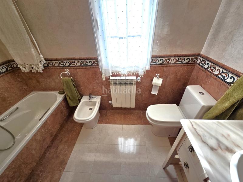 Foto cabffe1a-faa7-4b2c-a7b7-1854cc94aab4. Chalet en plaza san francisco 3 chalet individual en tomillares en Castrillo del Val