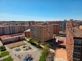Appartement  Avenida de los derechos humanos. Vivienda en el centro de gamonal
