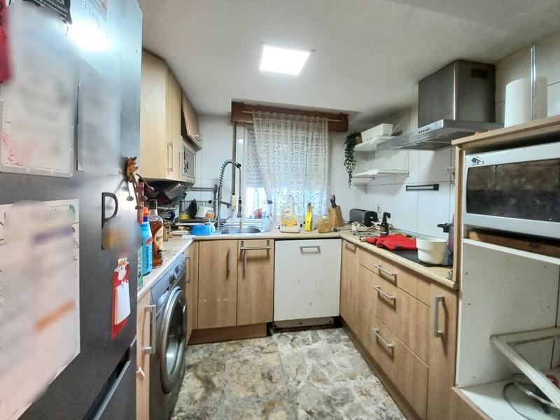 Foto 644a7b96-d869-4e05-8200-2508c0853e3d. Reihenhaus mit heizung in Arcos