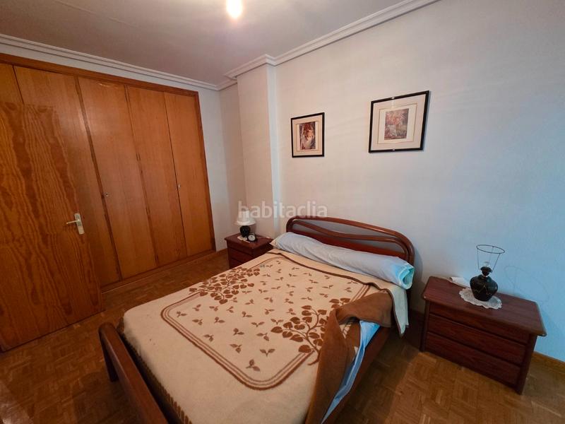 Foto ea7fd46e-5b08-44bf-b82f-2e72ad46c19d. Appartement dans calle juan bravo 18 dans Plantío - Alcampo Burgos