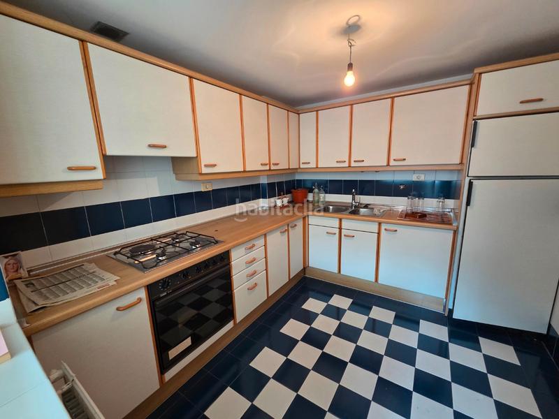 Foto ff10e4a9-a618-412a-9fd0-d5355dfc92c8. Appartement dans calle juan bravo 18 dans Plantío - Alcampo Burgos