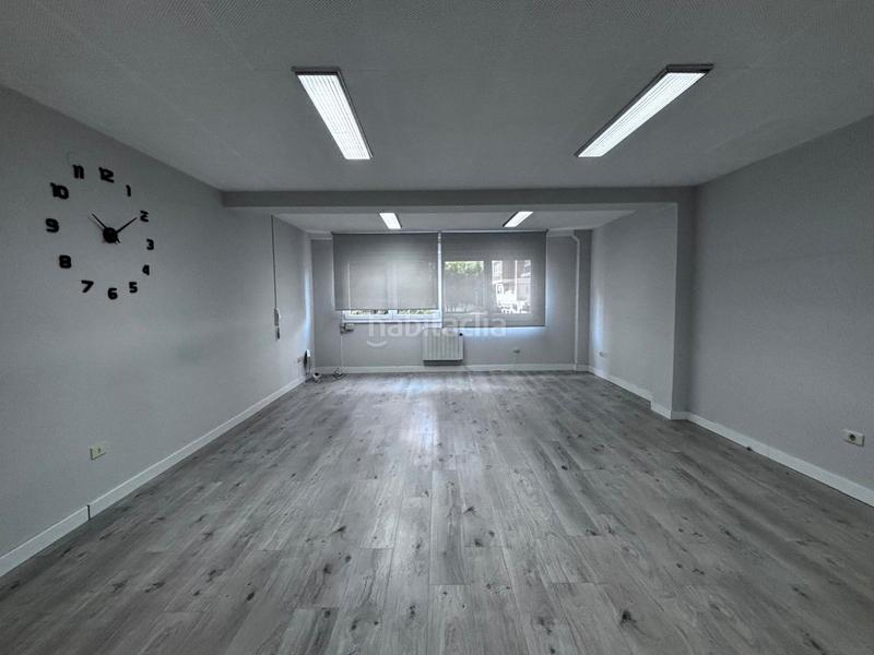 Foto f09aa1df-5595-4c36-8b65-1057e009ab65. Miete büro mit heizung in Reyes Católicos Burgos