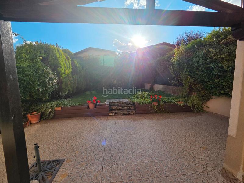 Foto 2313a9dc-ee9a-4486-87ce-adb8dcee43c9. Casa adossada amb xemeneia calefacció aparcament a Cardeñadijo