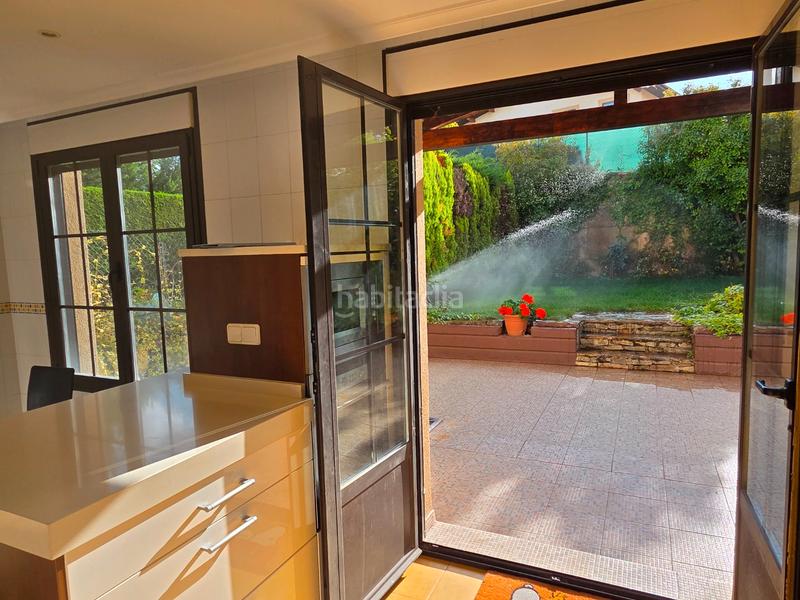 Foto 25c63ee4-bfa2-4f32-9586-836e34a50dfd. Casa adossada amb xemeneia calefacció aparcament a Cardeñadijo