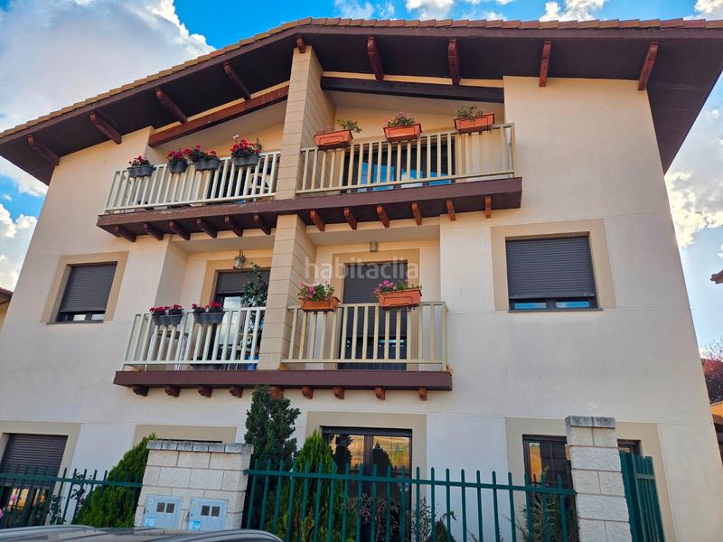 Foto 269b3b83-8e76-4801-a3b5-90bd1c7a4f39. Casa adossada amb xemeneia calefacció aparcament a Cardeñadijo