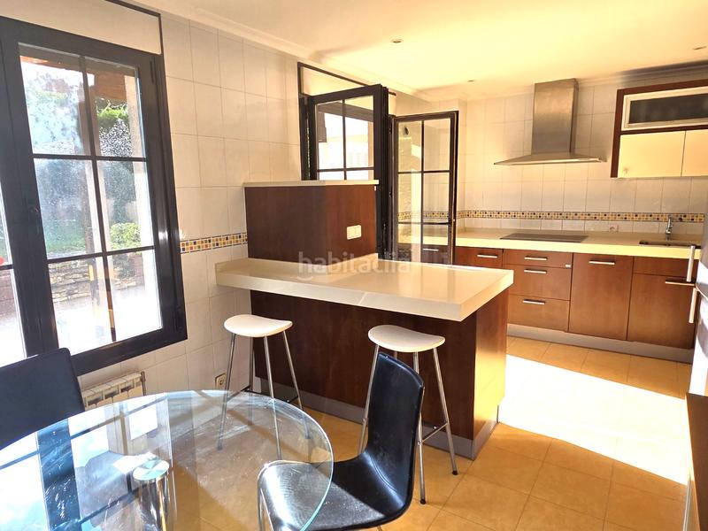 Foto 280da54c-9365-4364-87ef-b37434249100. Casa adossada amb xemeneia calefacció aparcament a Cardeñadijo