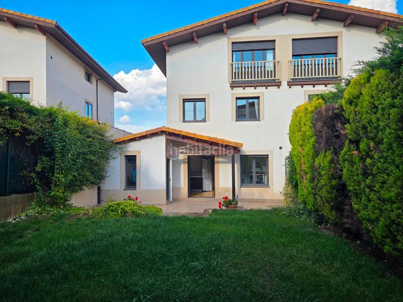 Foto 328a0a79-b10f-45a7-b295-1875426a102e. Casa adossada amb xemeneia calefacció aparcament a Cardeñadijo