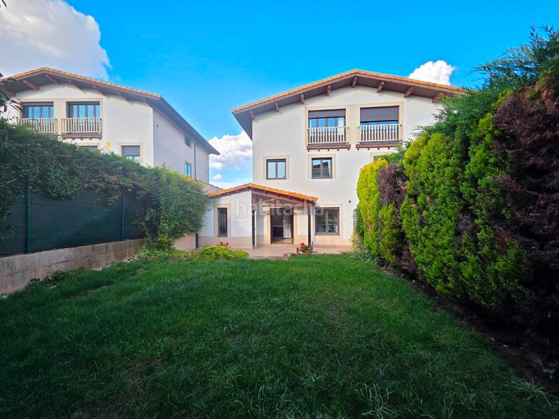 Foto 874b7f40-f87b-4675-8473-8859138aea3d. Casa adossada amb xemeneia calefacció aparcament a Cardeñadijo