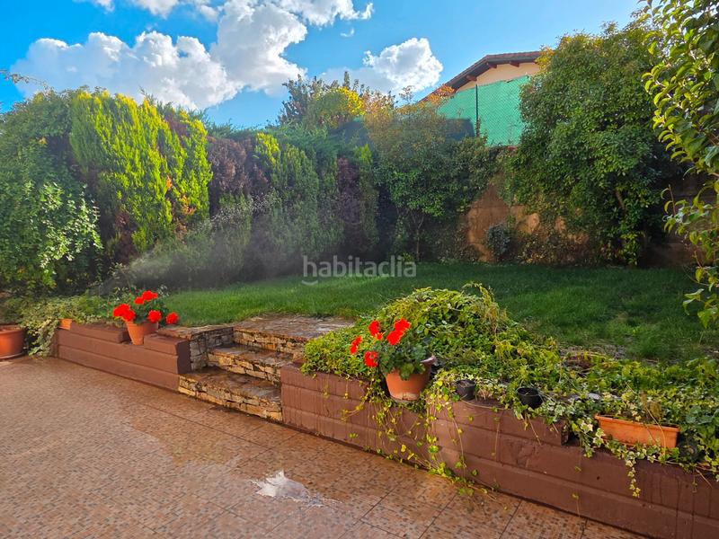 Foto d78fcf4b-a86e-47f5-b473-38a8f983598a. Casa adossada amb xemeneia calefacció aparcament a Cardeñadijo