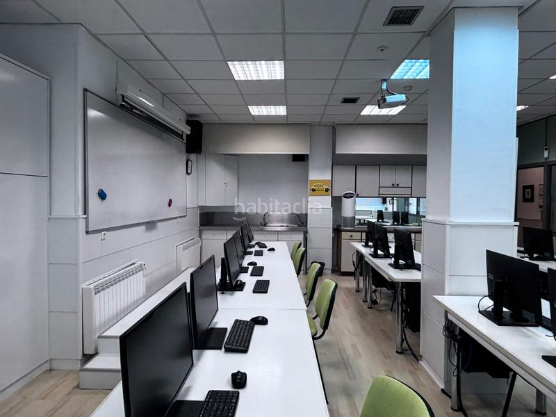 Foto 0628d09c-2eb8-4989-a31e-e9766a2f8e9b. Locale commerciale in calle san francisco 101 in Los Vadillos - R. Sanitaria - Pozanos Burgos