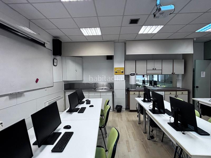 Foto 31937b8b-d76c-4f17-8d08-a41d3da4fe2e. Locale commerciale in calle san francisco 101 in Los Vadillos - R. Sanitaria - Pozanos Burgos