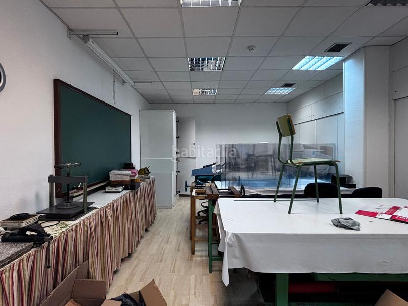 Foto 9e5f2c77-4b7f-4208-a35a-8b68c30cade1. Locale commerciale in calle san francisco 101 in Los Vadillos - R. Sanitaria - Pozanos Burgos