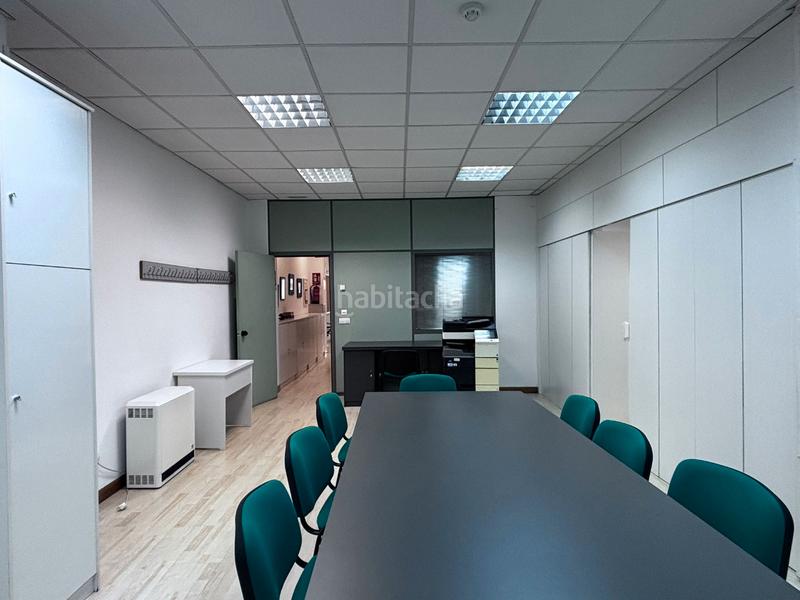 Foto ef597c2e-44a2-4c72-b140-cc3e12963fc4. Locale commerciale in calle san francisco 101 in Los Vadillos - R. Sanitaria - Pozanos Burgos