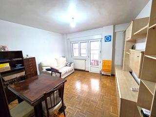 Pis  Plaza de lavaderos. Zona fatima. apartamento para reformar