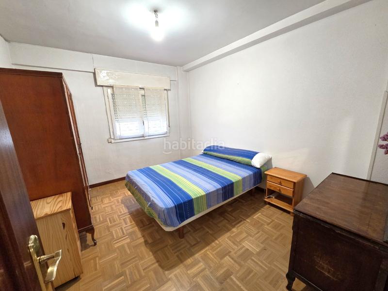 Foto 69321779-fd9e-41f0-88f0-8245c82a8176. Appartamento con riscaldamento in Juan XXIII - Las Torres - G2 Burgos