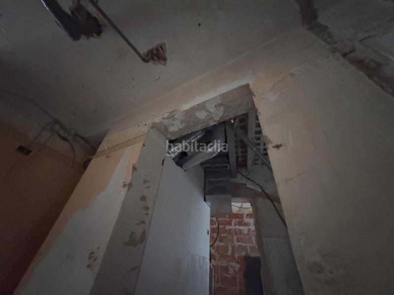 Foto 4d1cdac1-c796-4c25-a4c5-d377f416b7e5. Local comercial a plaza luis martín santos 3 a El Carmen - Barrio Gimeno Burgos