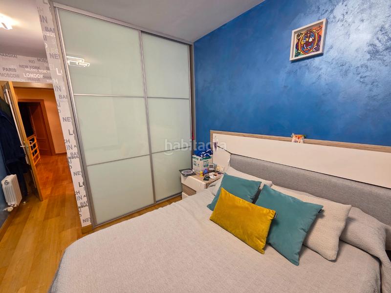 Foto 19ac247c-ec33-4fcb-a926-75fcd81a7727. Tríplex fantastico triplex con terraza y merendero en Burgos