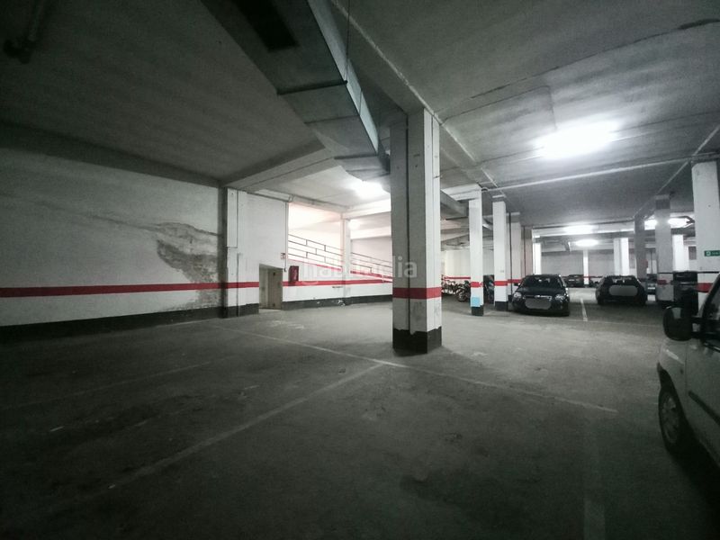 Foto 1a6a3d23-2f1b-4f95-9f4f-7ad8b3dcc71b. Pis amb calefacció aparcament a San Agustín - Parque Europa Burgos