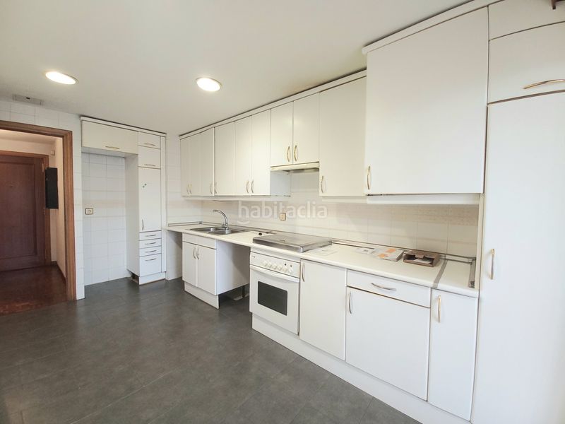 Foto 567430bb-dd50-438d-bde4-4bbabea5ed0b. Pis amb calefacció aparcament a San Agustín - Parque Europa Burgos