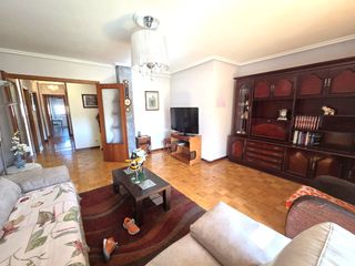 Pis a Plaza de Cádiz