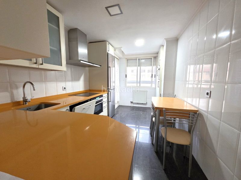 Foto 33454086-c455-4f08-9bb3-06d04d4412be. Pis amb calefacció aparcament a Illera Burgos