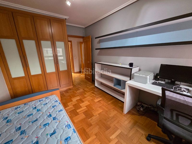 Foto a33fe9de-5ba3-43a7-b073-a7e3e3b4a47b. Pis amb calefacció aparcament a Illera Burgos