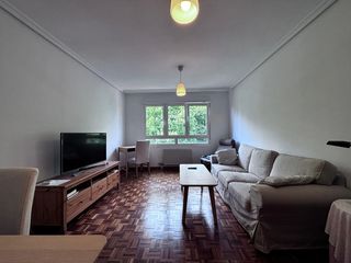 Pis  Calle benedictinas de san josé. Junto paseo de la isla