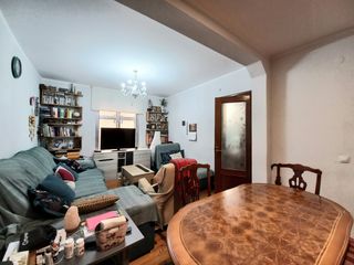 Flat  Paseo de los pisones. Céntrica vivienda junto a san agustín